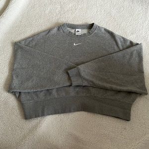 Nike crewneck